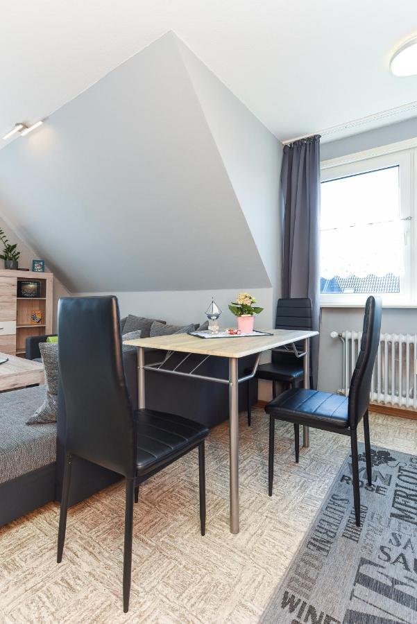 Ferienwohnungen Wind & Meer Neuharlingersiel Exteriör bild